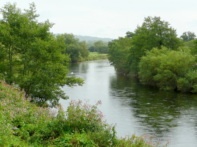 river_wye_in_a_passing_shower_-_geograph-org-uk_-_1451606